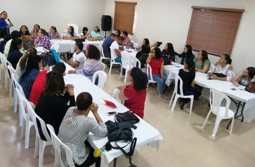 SRSCO IMPARTE TALLER DE INDUCCIÓN A NUEVOS MÉDICOS PASANTES DE LEY.