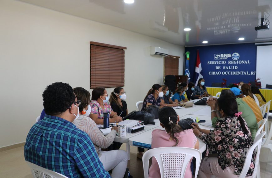 LOS SERVICIOS NACIONAL DE SALUD Y REGIONAL CIBAO OCCIDENTAL AMPLÍAN PROGRAMA SENASA CUIDA DE TI