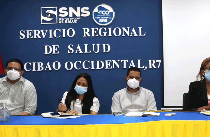 SRSCO, R7 RE&Uacute;NE A PROFESIONALES DE LA ODONTOLOG&Iacute;A DE VALVERDE, Y TRAZA PLANES DE TRABAJOS Y ESTRATEGIAS.