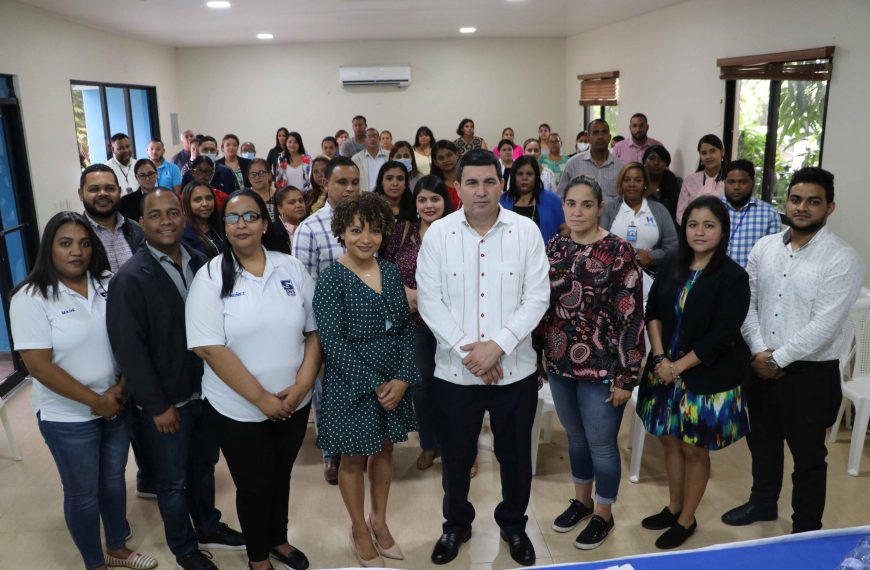 SNS, imparte Taller de Capacitaci&oacute;n a colaboradores/as del SRSCO.