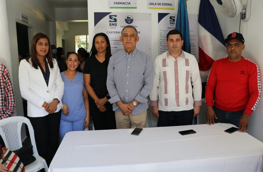 SNS-SRSCO, entregan: creado, acondicionado y remozado CPN, que comprende Las UNAPs: &laquo;Los P&eacute;rez y Las Flores&raquo;.