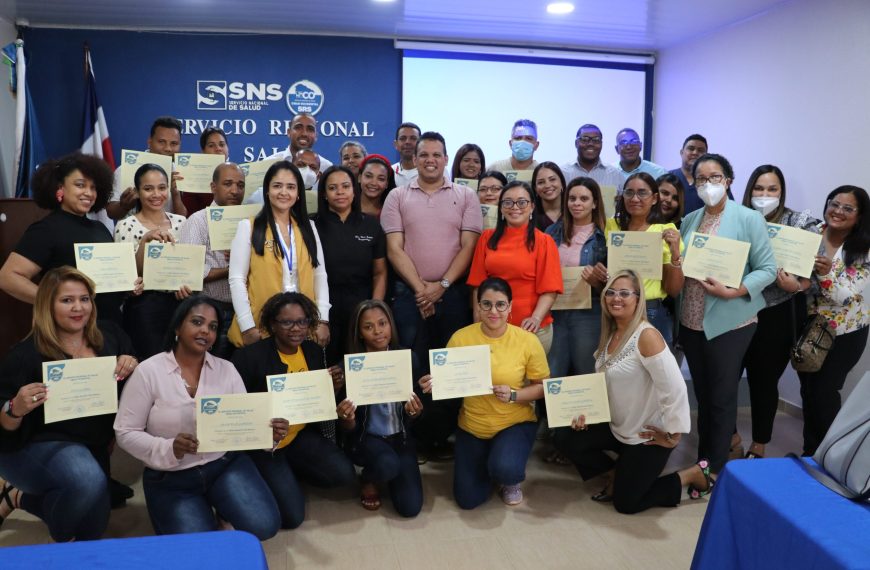 SRSCO, Capacitaci&oacute;n a los M&eacute;dicos Generales de Emergencia de los Centros Hospitalarios de la Regi&oacute;n.