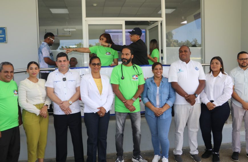 HOSPITAL REGIONAL ING. LUIS L. BOGAERT Y FUNDACI&Oacute;N CORAZONES UNIDOS REALIZAN EXITOSA JORNADA DE PREVENCI&Oacute;N CARDIOVASCULAR PARA NI&Ntilde;OS, NI&Ntilde;AS Y ADULTOS