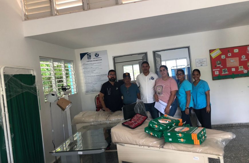 EL SERVICIO REGIONAL DE SALUD CIBAO OCCIDENTAL FORTALECE EL CPN JICOM&Eacute; CON NUEVO MOBILIARIO Y EQUIPAMIENTO
